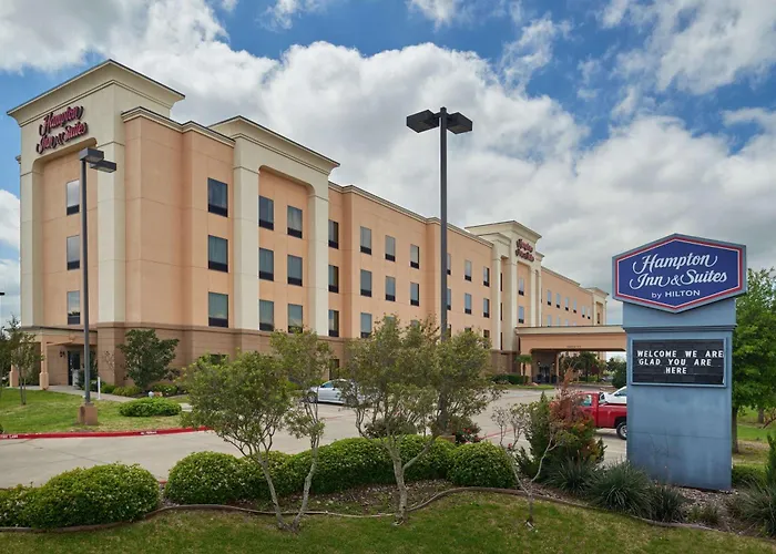 Hampton Inn & Suites Waco-South