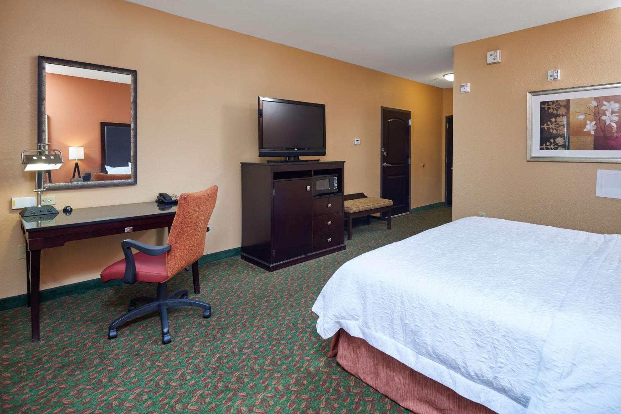 Hampton & Waco-south 3*