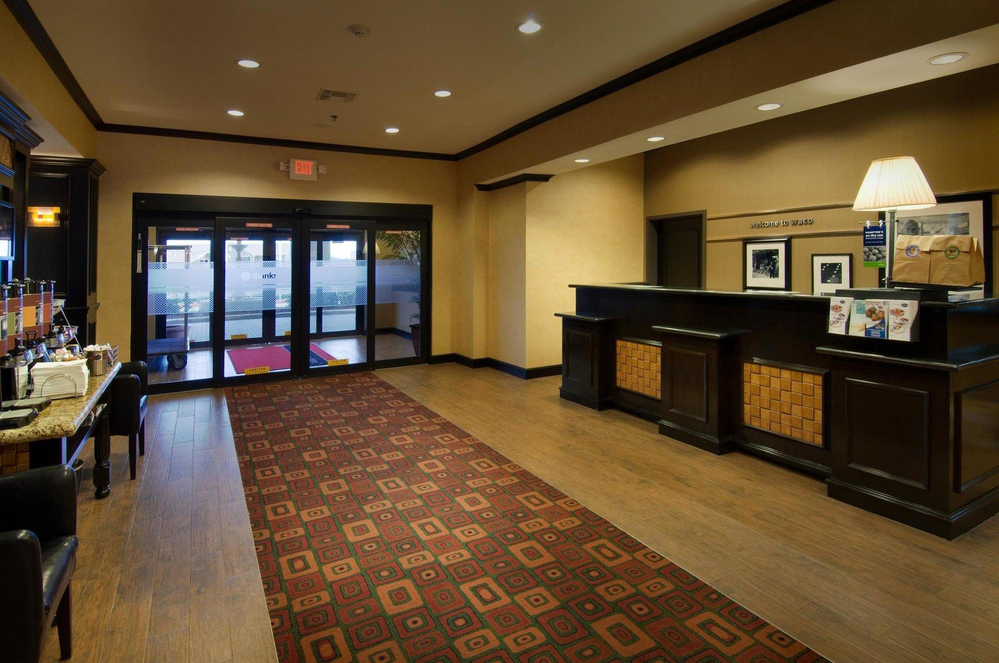 Hampton & Waco-south 3*