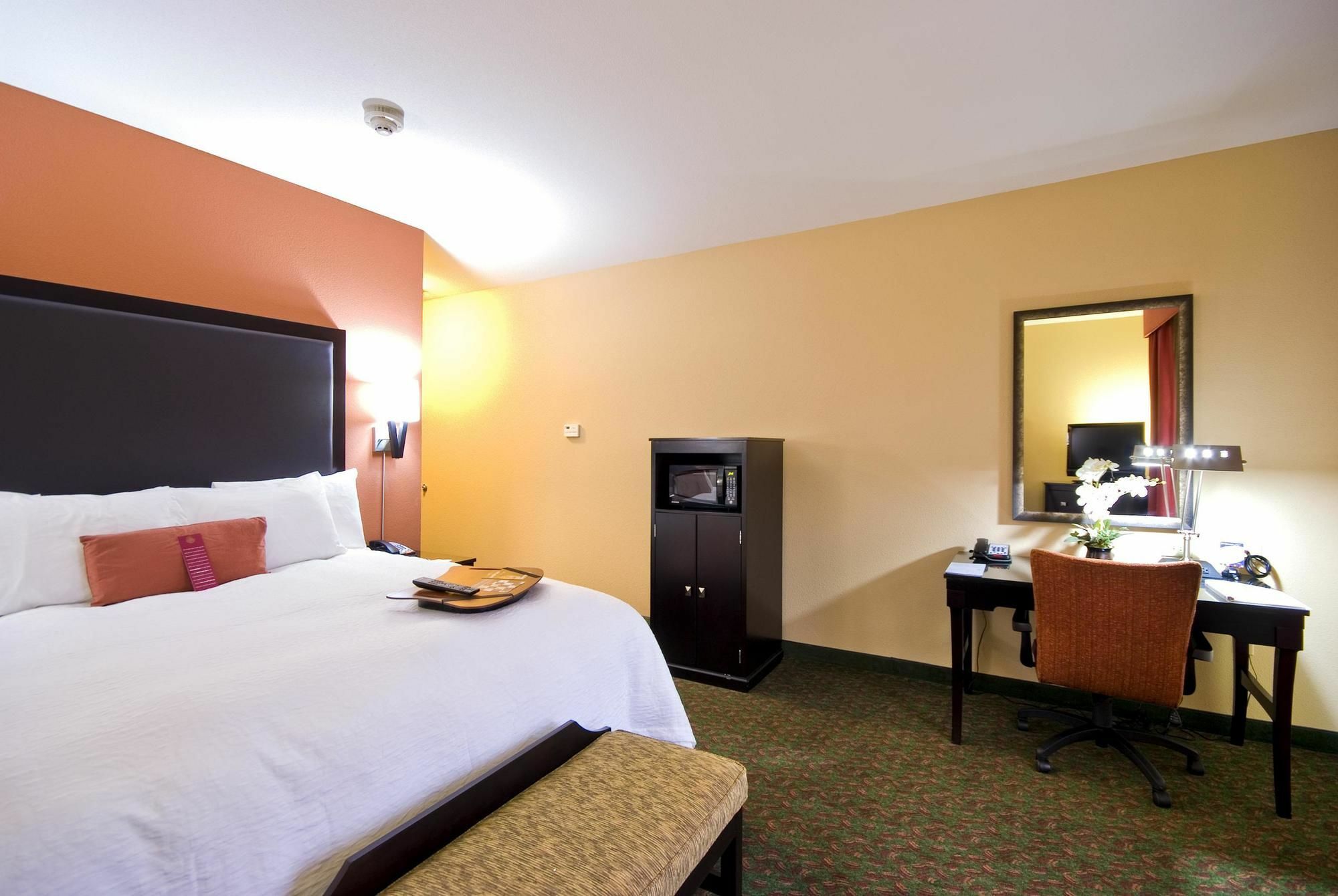 Hampton & Waco-south 3*